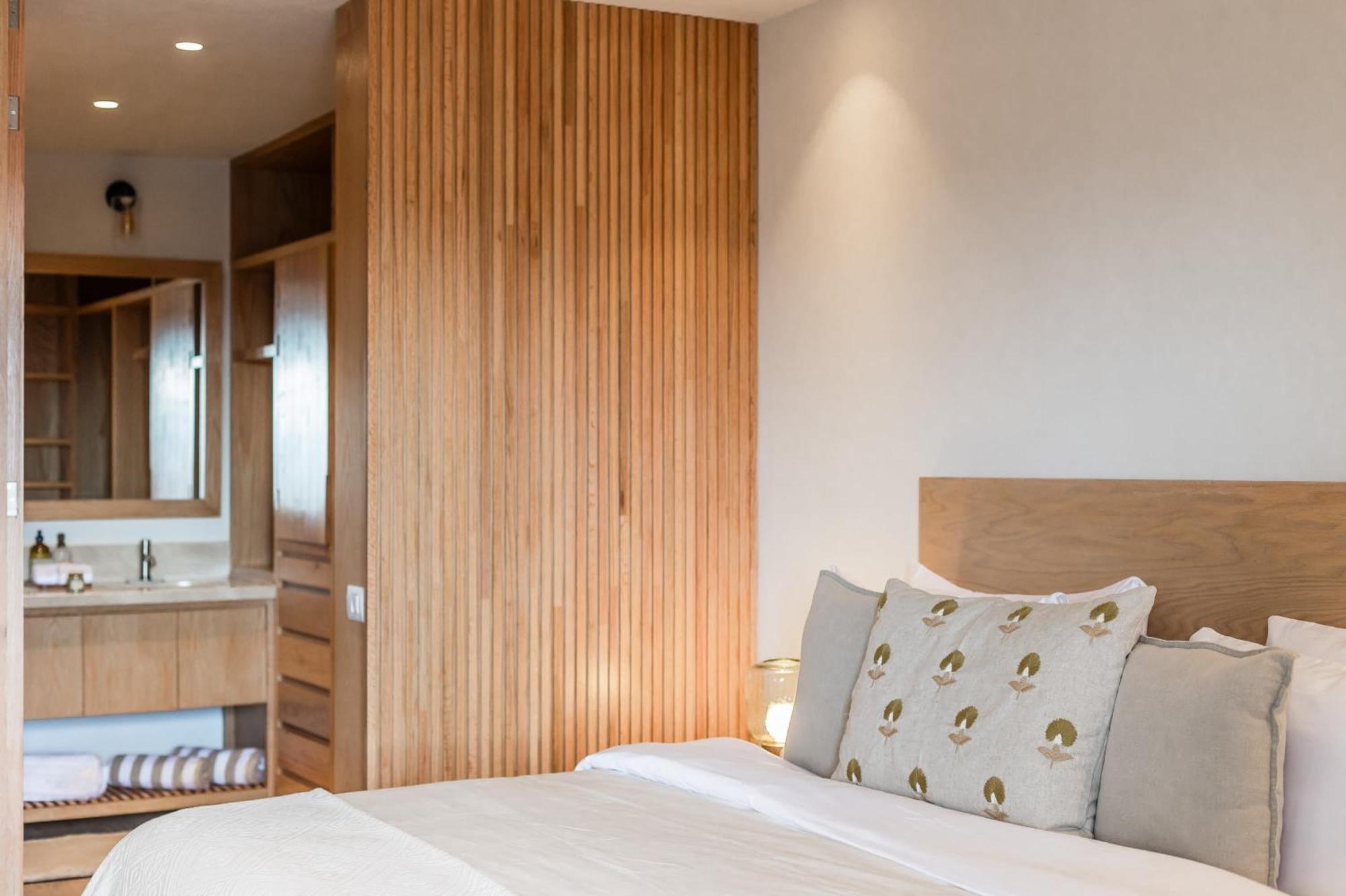 Le San Miguel De Allende, Modern Luxury In Centro With Pool & Jacuzzi Apartment San Miguel de Allende