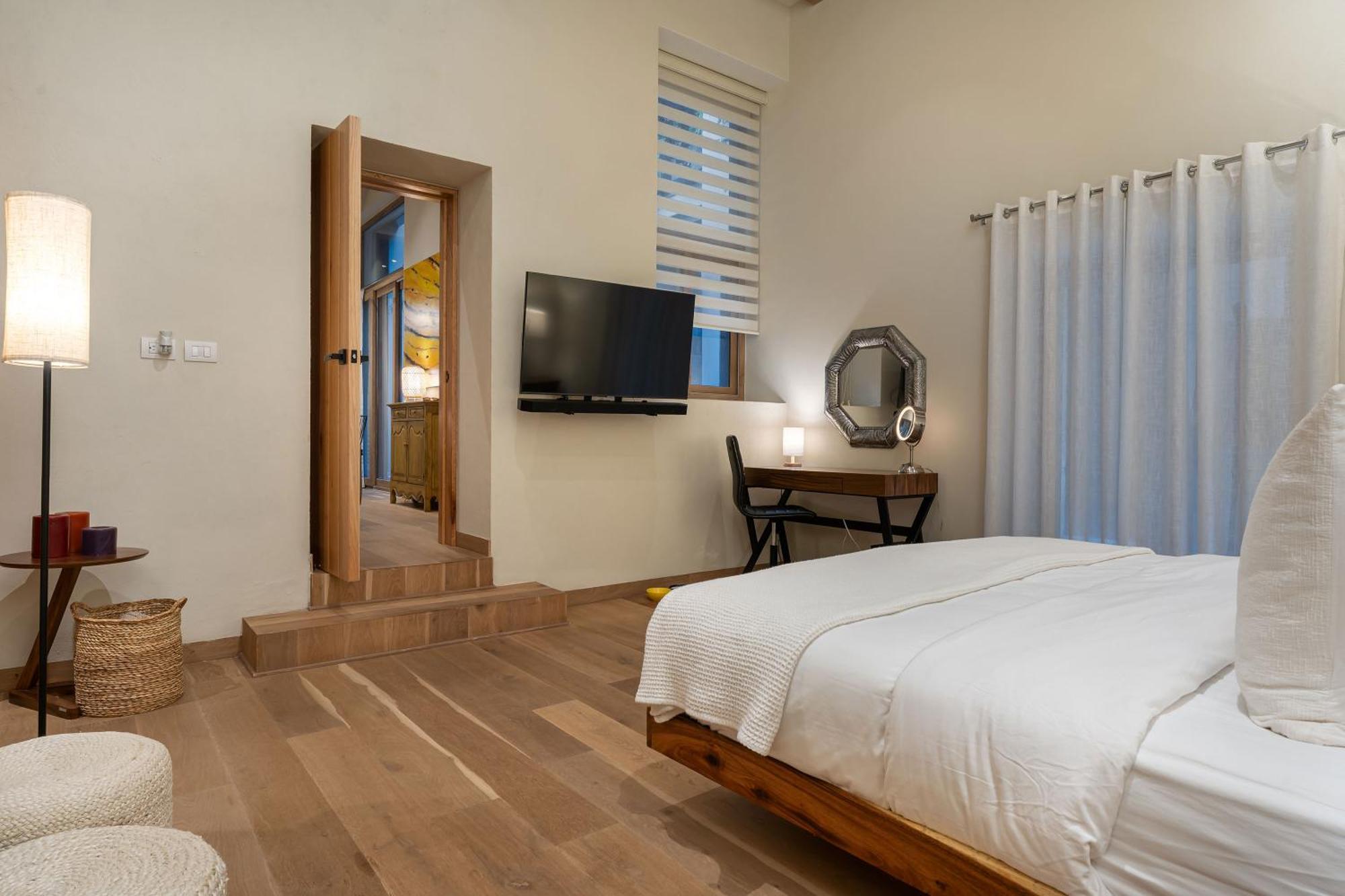 Le San Miguel De Allende, Modern Luxury In Centro With Pool & Jacuzzi Apartment