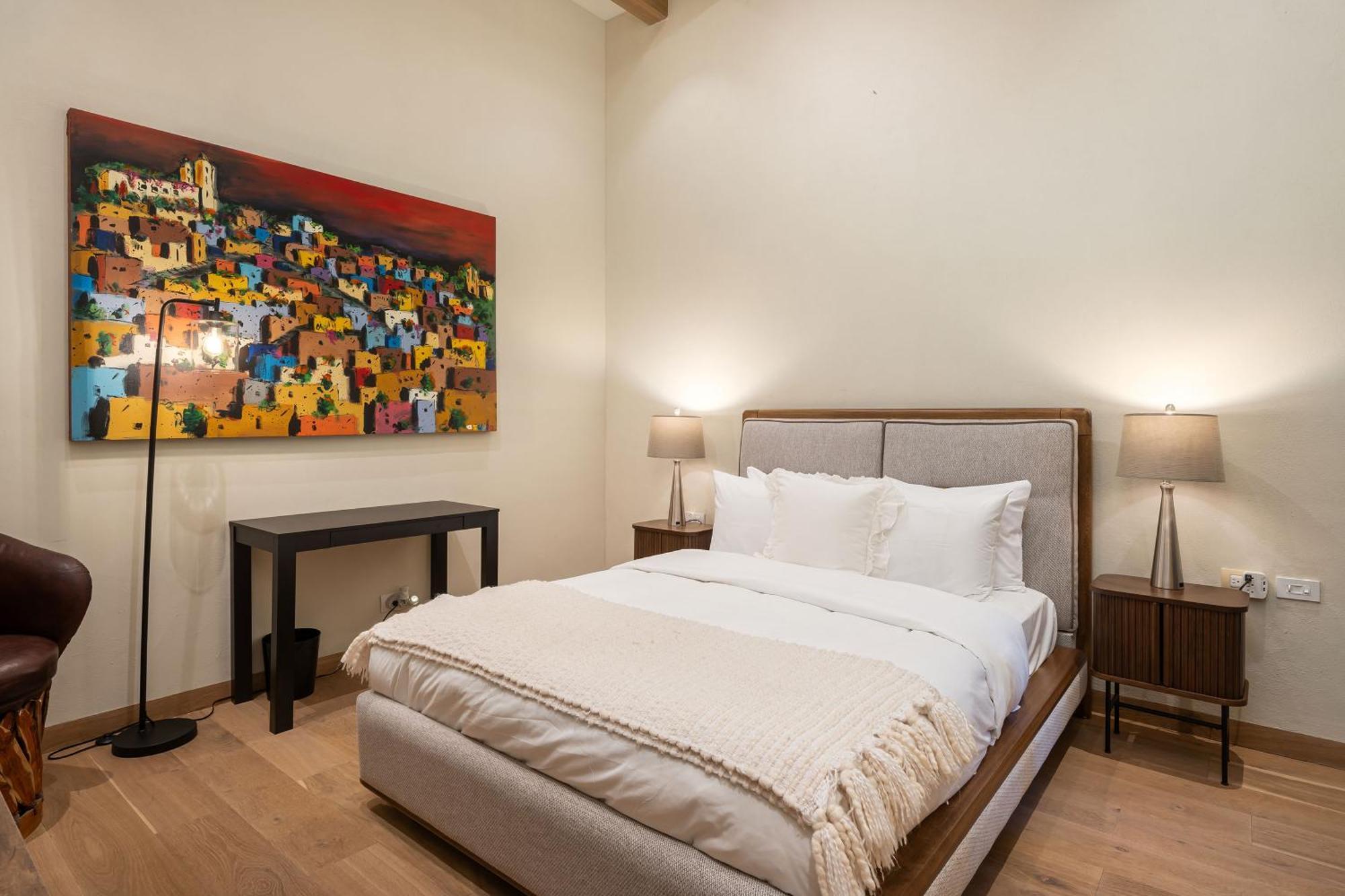 Le San Miguel De Allende, Modern Luxury In Centro With Pool & Jacuzzi Apartment San Miguel de Allende