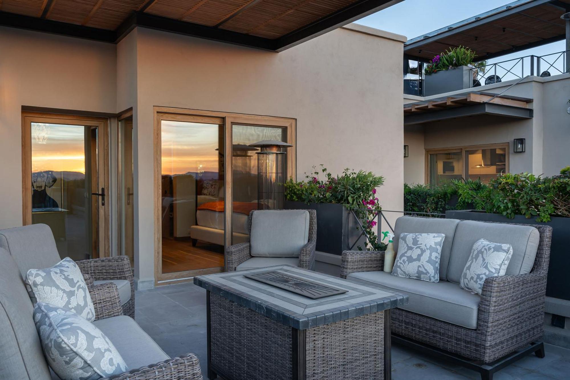 Le San Miguel De Allende, Modern Luxury In Centro With Pool & Jacuzzi Apartment *